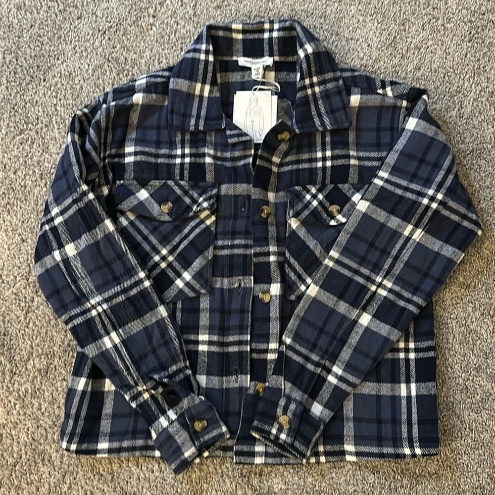 NWT Women’s Blue and White Cropped Flannel Shirt/Shacket XS